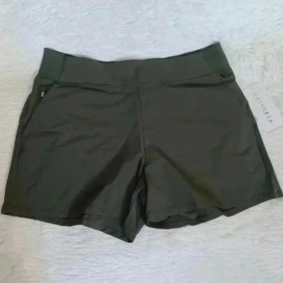 ATHLETA Brooklyn Mid Rise Short - Picture 4 of 5